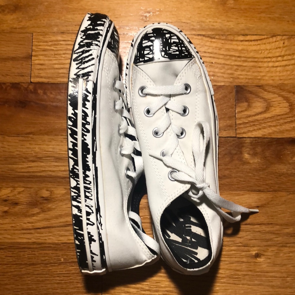 White converse with scribbles